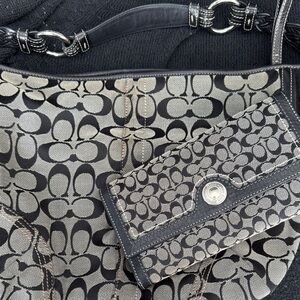 ❤️Stylish Black and Gray Coach Women's Bag
